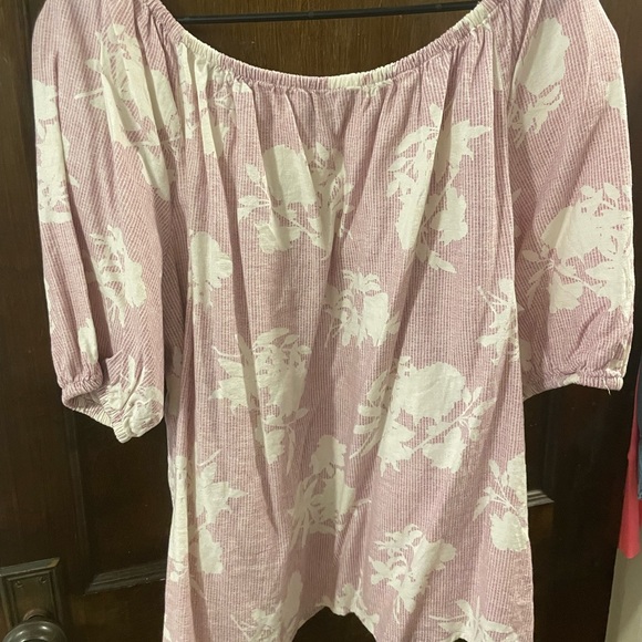 Loft Floral off the should top - Picture 2 of 3